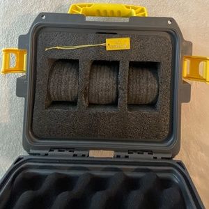 Invicta 3-Slot Impact Watch Case – Grey & Yellow Storage